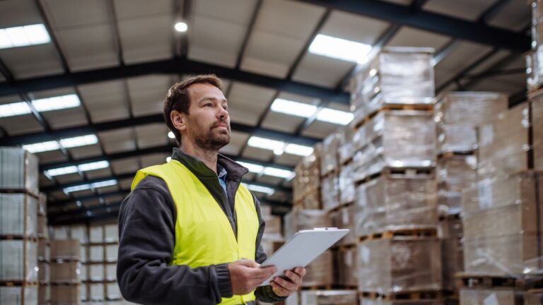 How Do Staffing Agencies Find and Provide Temps